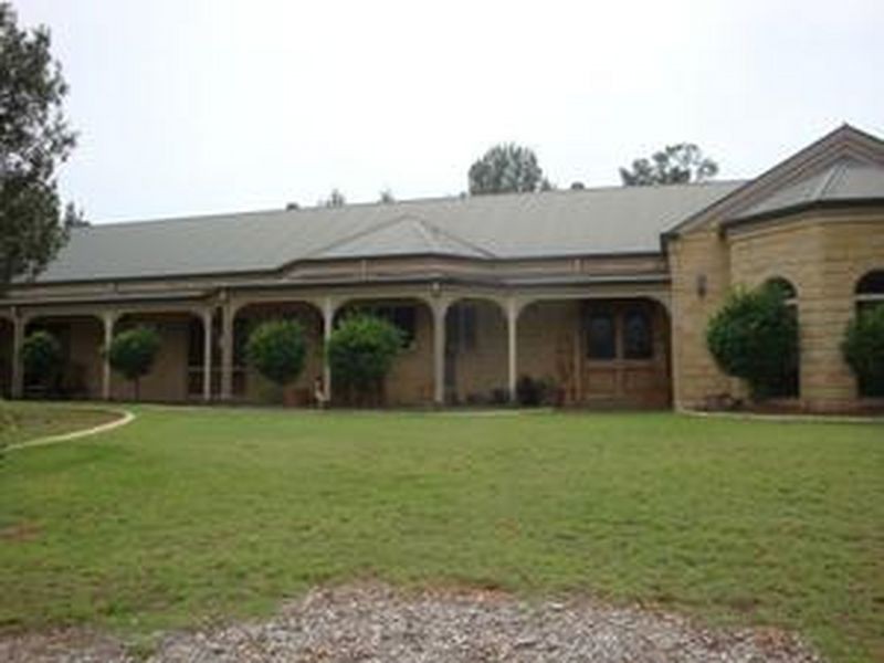 136 BANJARRA DRIVE, Charleville QLD 4470