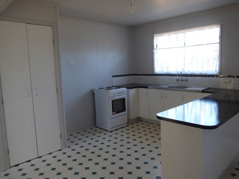 2 Shumba Avenue, Roma QLD 4455