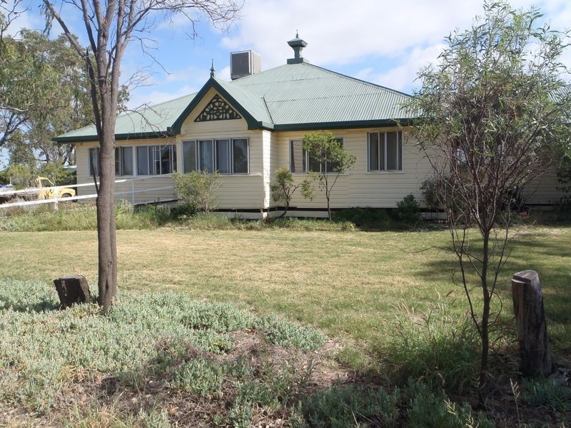 146A Northern Road, Roma QLD 4455