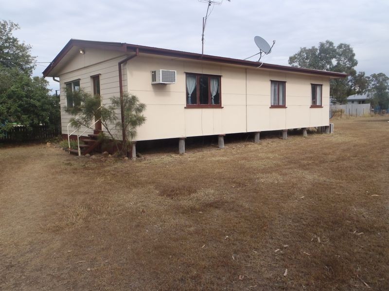 22 Station Street, Injune QLD 4454