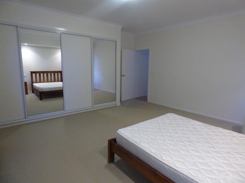 6 Lockyer Crescent, Roma QLD 4455