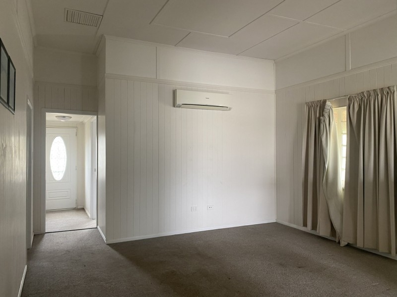 35 Bowen Street, Roma QLD 4455