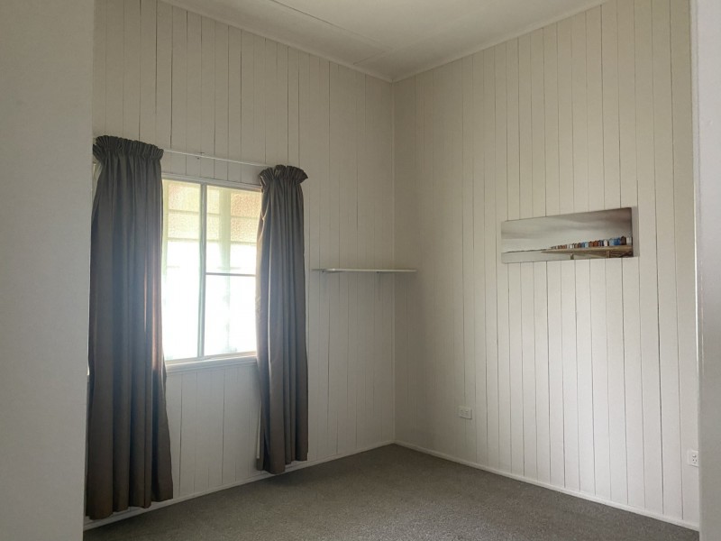 35 Bowen Street, Roma QLD 4455