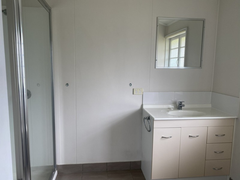 35 Bowen Street, Roma QLD 4455