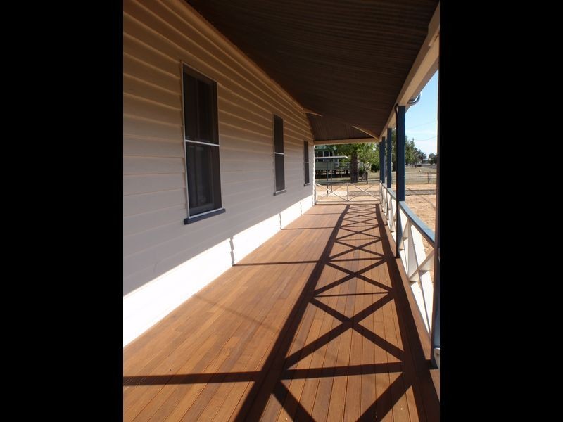 150 McDowall Street, Roma QLD 4455
