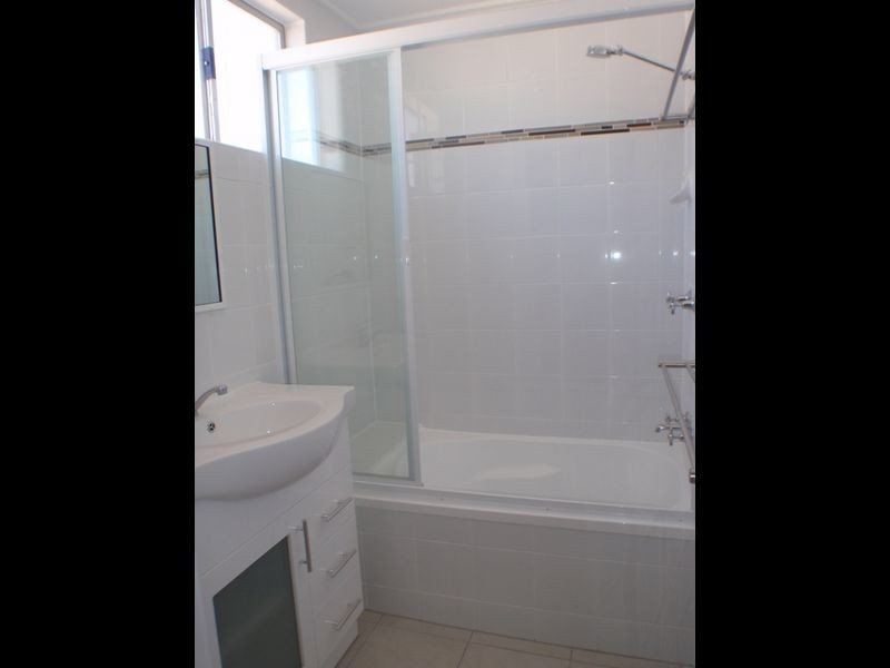 150 McDowall Street, Roma QLD 4455