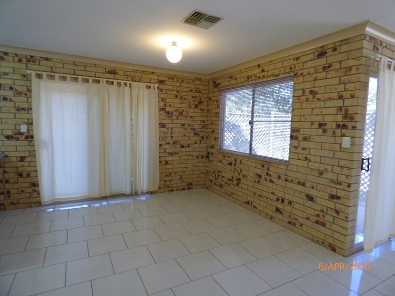 68 Northern Road, Roma QLD 4455