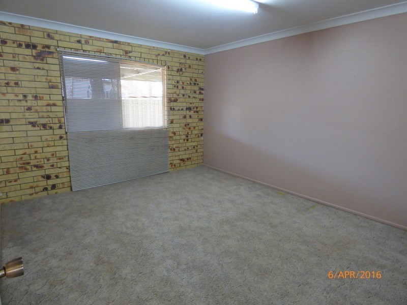 68 Northern Road, Roma QLD 4455