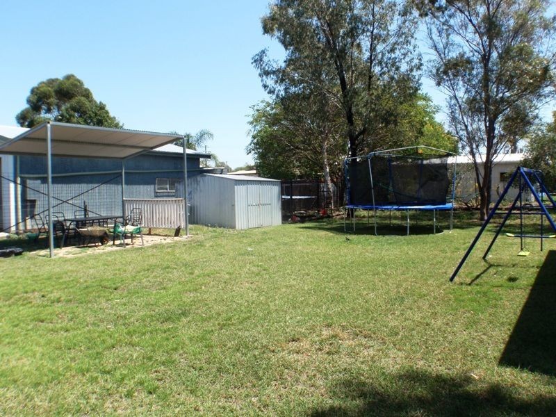 11 Derry Street, Roma QLD 4455