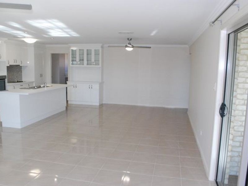 1 Edna Street, Roma QLD 4455