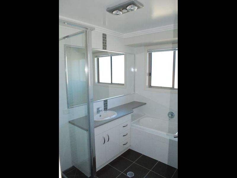 1 Edna Street, Roma QLD 4455