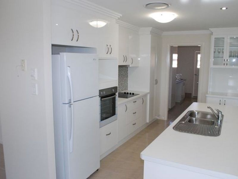 1 Edna Street, Roma QLD 4455