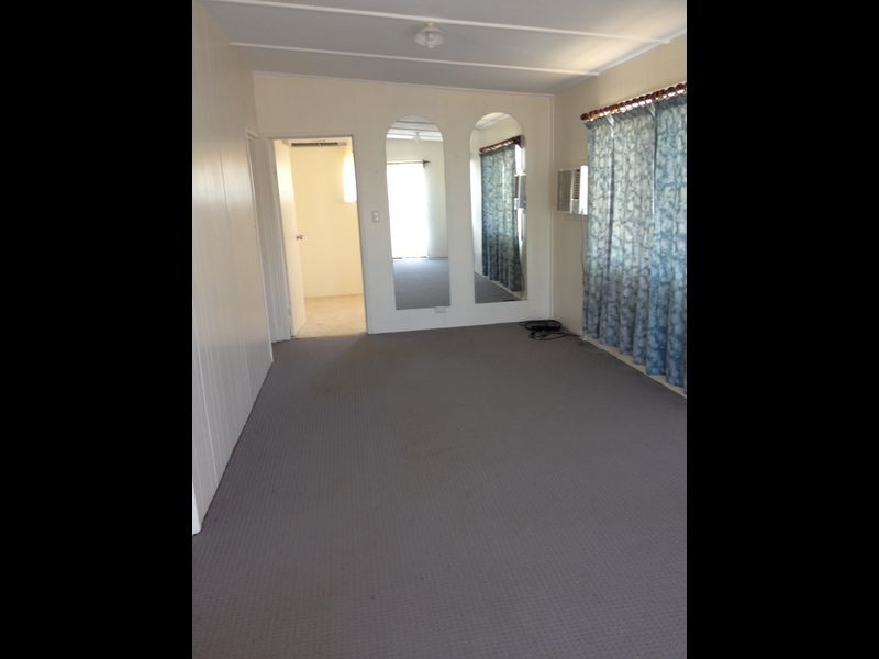 25 High Street, Wallumbilla QLD 4428