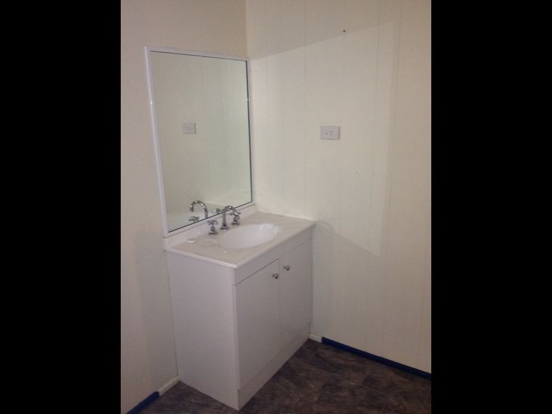 25 High Street, Wallumbilla QLD 4428