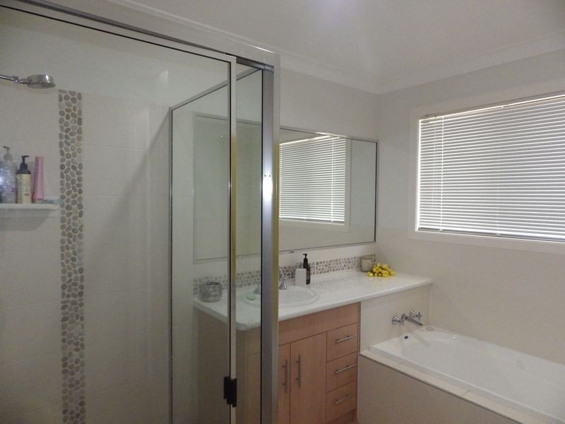 1 Norman Court, Roma QLD 4455