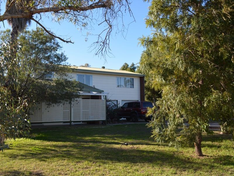 1 Taylor Street, Roma QLD 4455