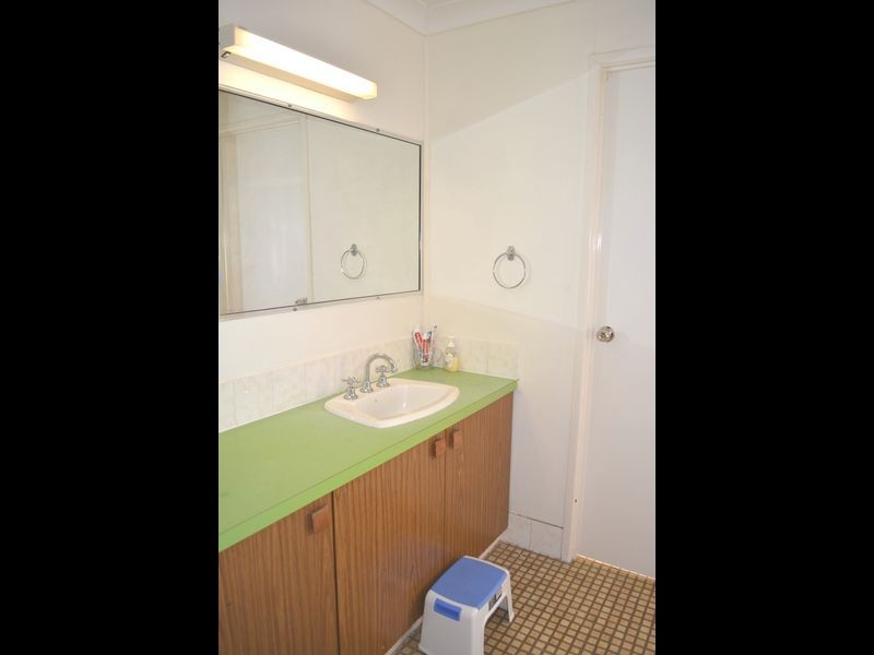 1 Taylor Street, Roma QLD 4455