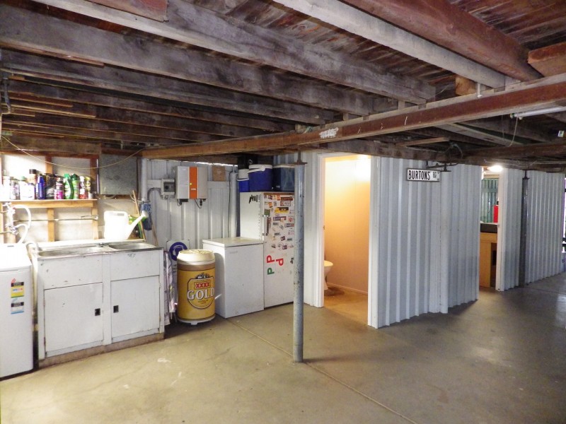 33 Hoffman Street, Roma QLD 4455