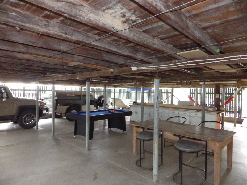 33 Hoffman Street, Roma QLD 4455