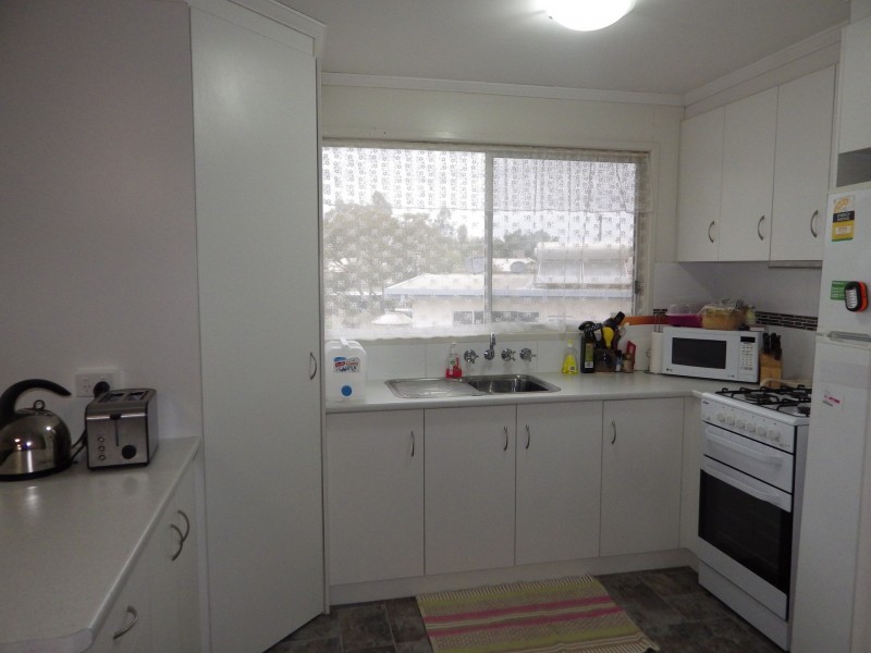 6 Cottell Street, Roma QLD 4455