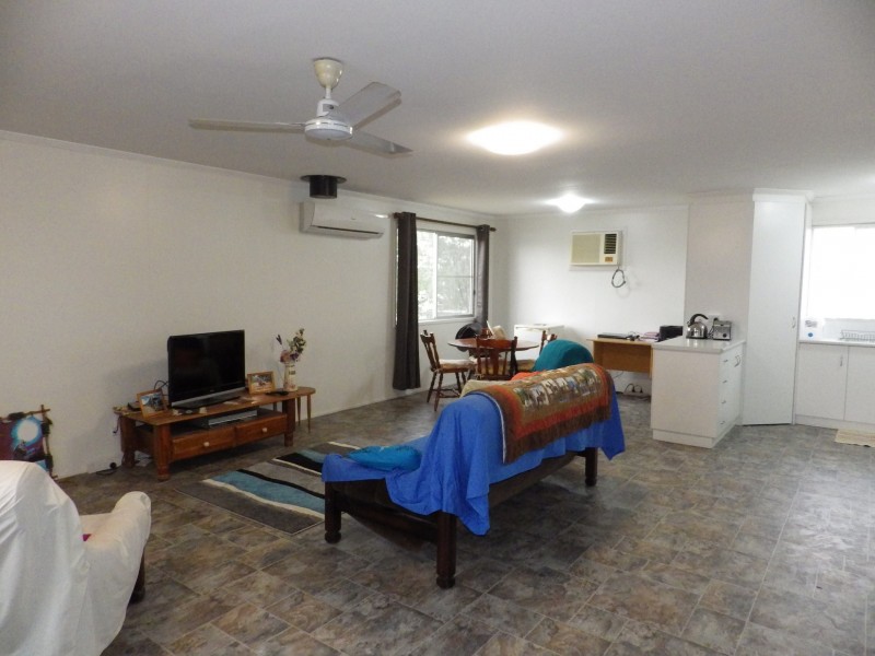 6 Cottell Street, Roma QLD 4455