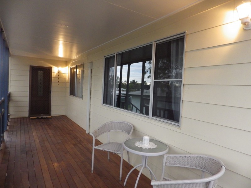 6 Cottell Street, Roma QLD 4455