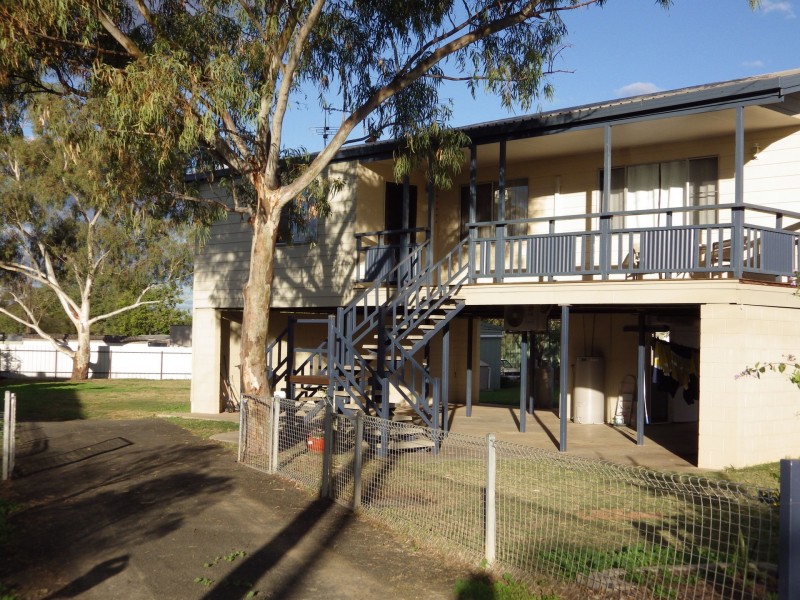 6 Cottell Street, Roma QLD 4455