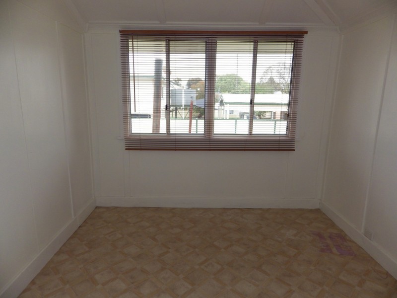 7 William Street, Roma QLD 4455