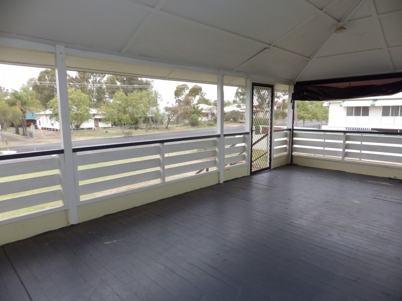 7 William Street, Roma QLD 4455