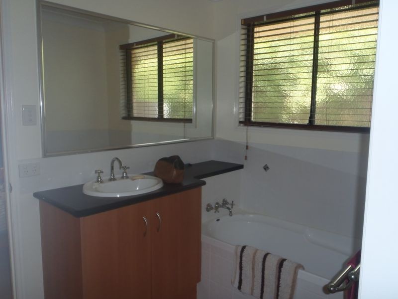 29 Karalee Court, Roma QLD 4455