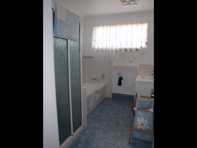 10 Rosedale Close, Roma QLD 4455