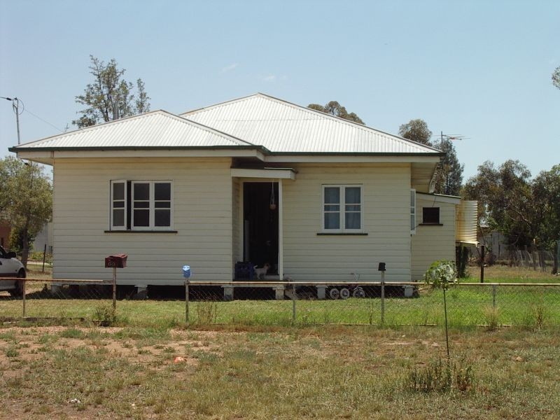 41 Raglan Street, Roma QLD 4455