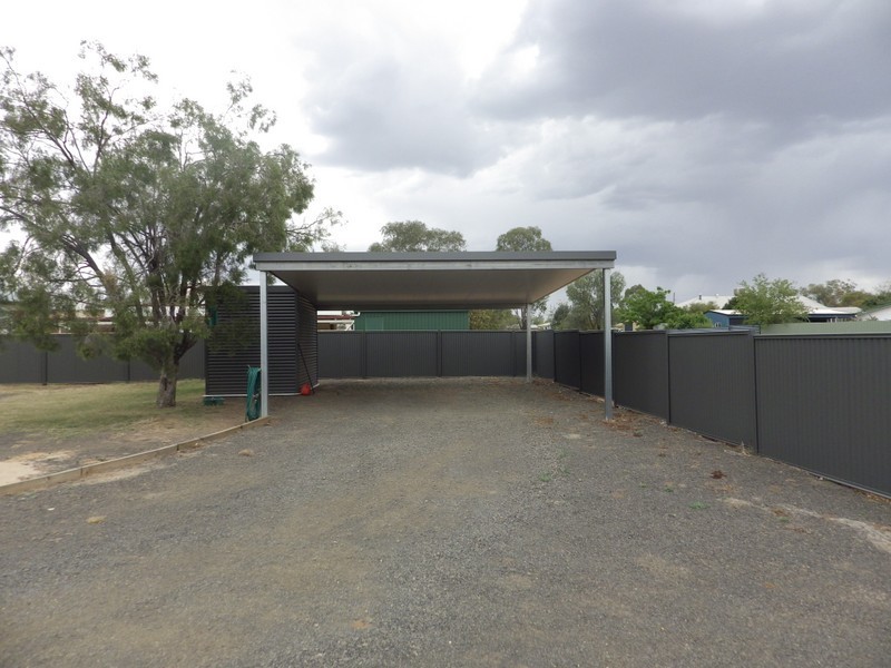 1 Saunders Street, Roma QLD 4455