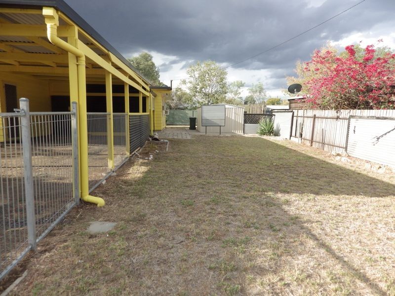 17 Beitz Street, Roma QLD 4455