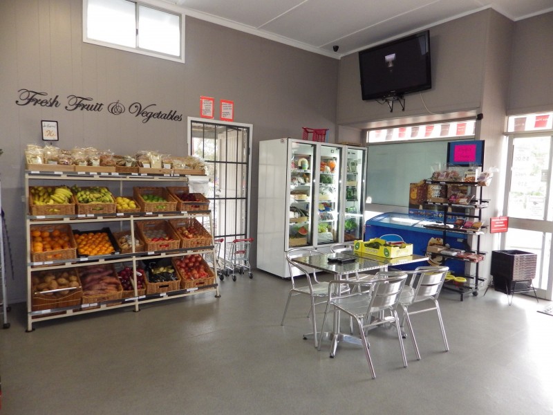 80 Burrowes Street, Surat QLD 4417