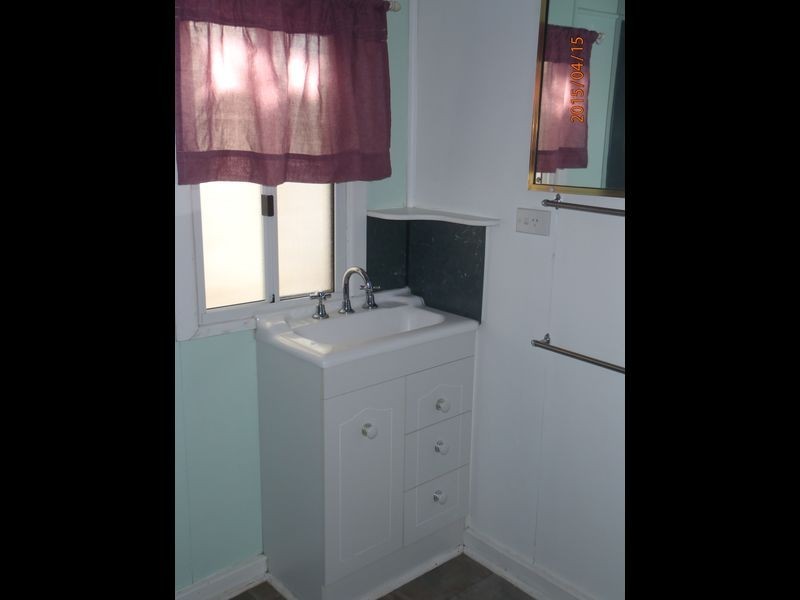 2 Lovell Street, Roma QLD 4455