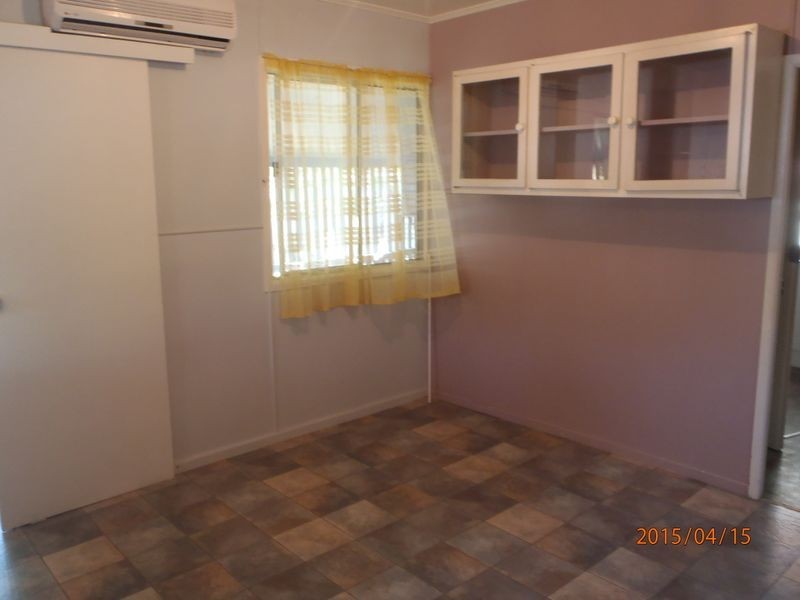 2 Lovell Street, Roma QLD 4455