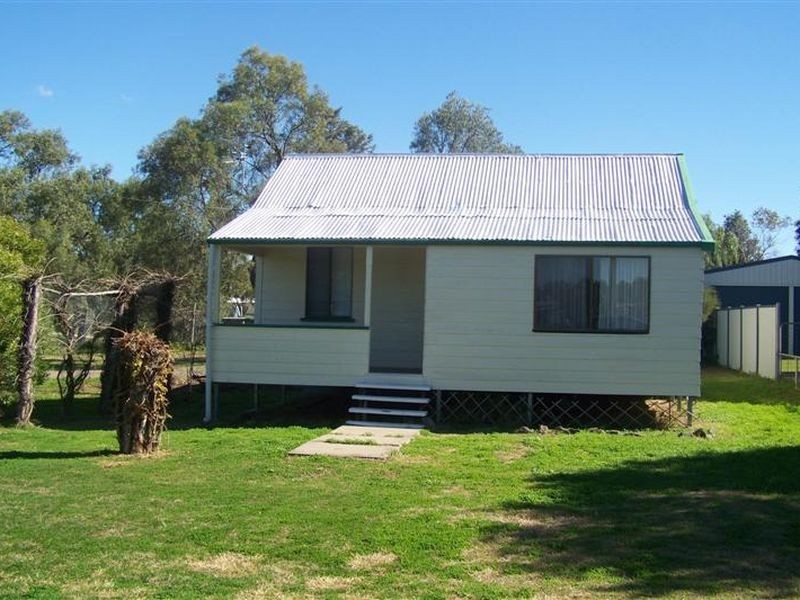 29 Arthur Street, Roma QLD 4455