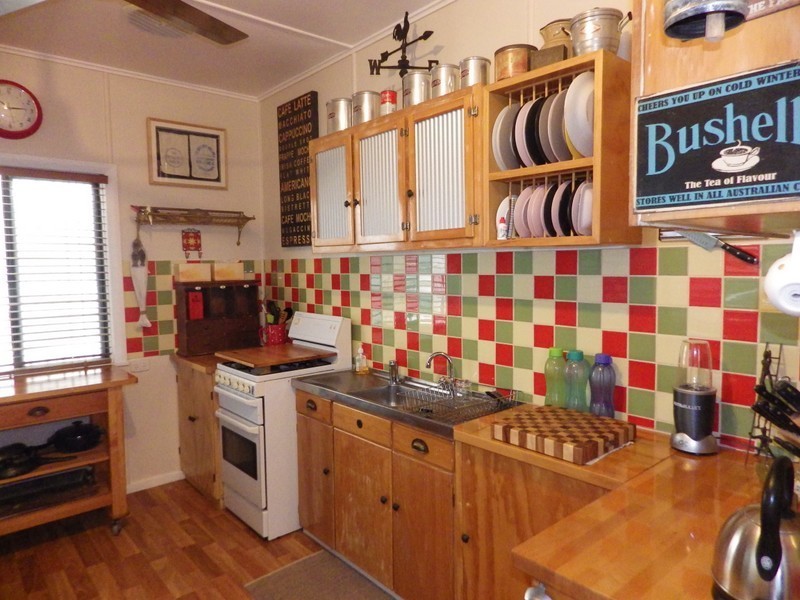 21 McEwan Street, Roma QLD 4455