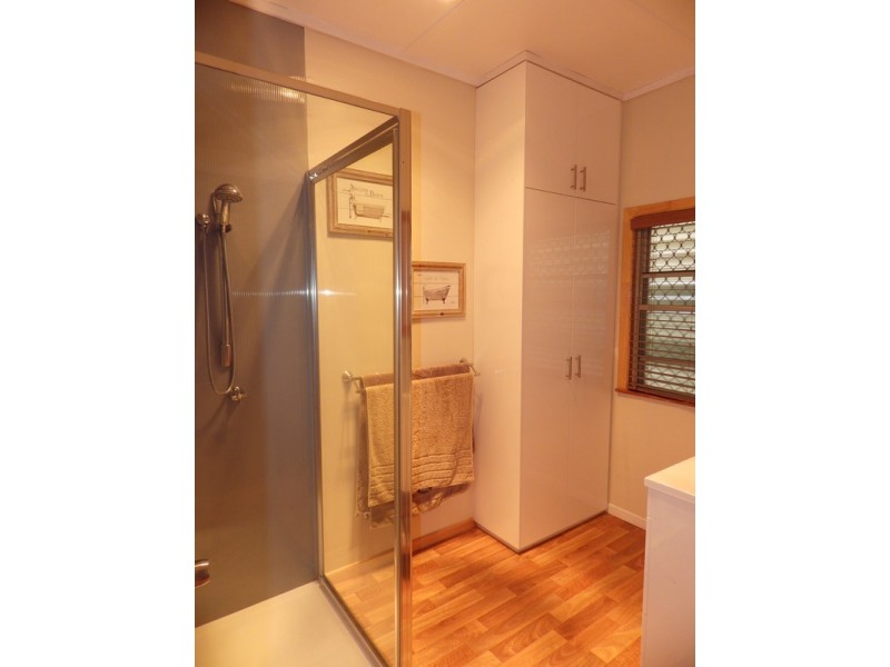 21 McEwan Street, Roma QLD 4455