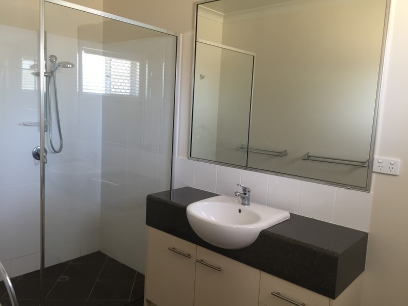 48a Roslyn Drive, Roma QLD 4455