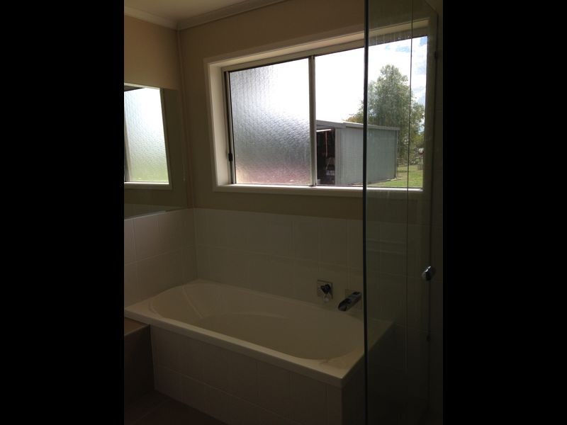 37 Winchester Street, Mitchell QLD 4465