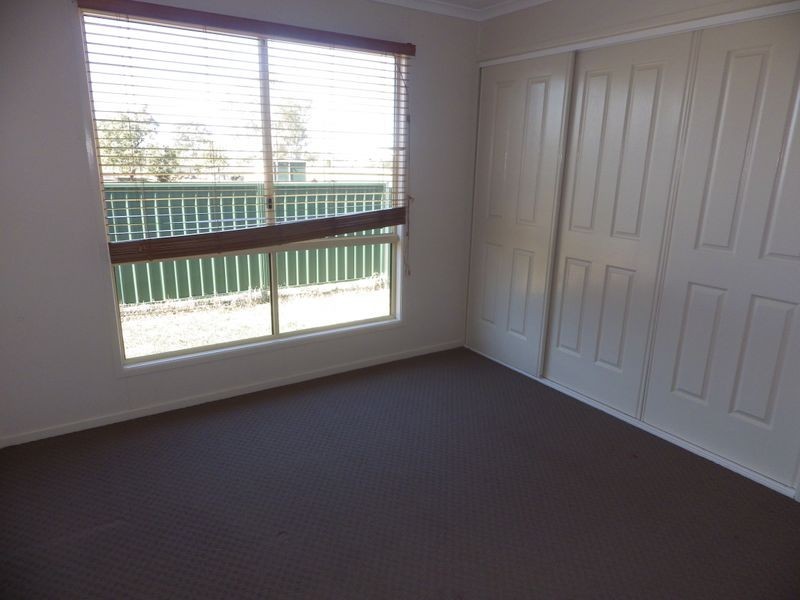 24 South Street, Roma QLD 4455