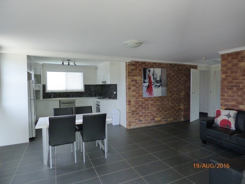 Unit 2/105 Bowen Street, Roma QLD 4455