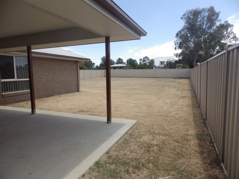 21 Ivy Street, Roma QLD 4455