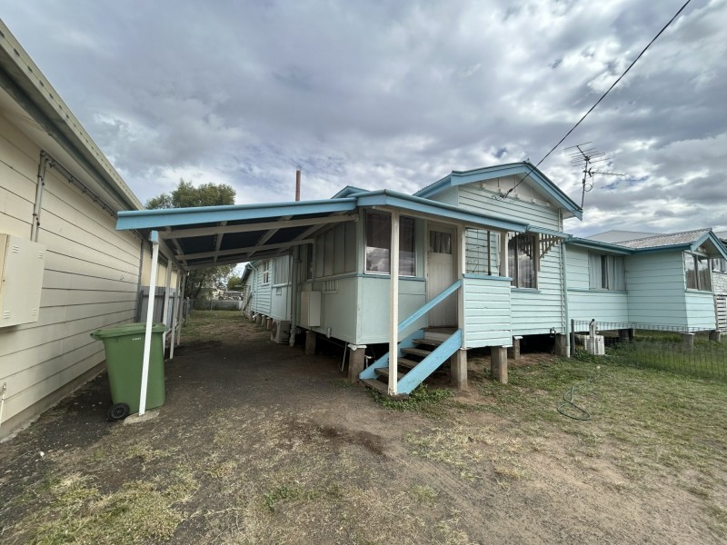 1/54 Chrystal Street, Roma QLD 4455