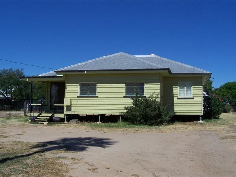 18 Fowles Street, Roma QLD 4455