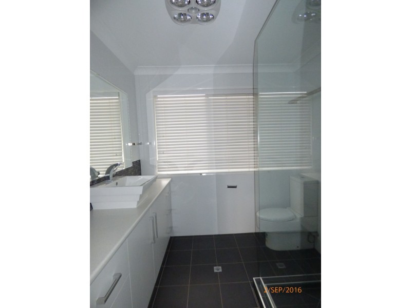 Unit 1/105 Bowen Street, Roma QLD 4455