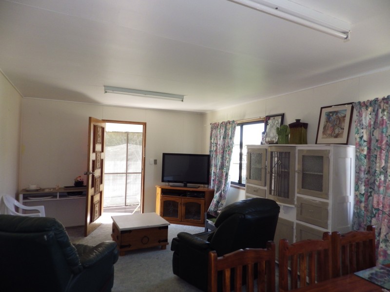 25 Lovell Street, Roma QLD 4455