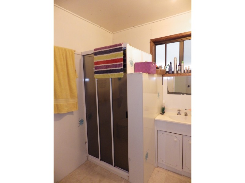 25 Lovell Street, Roma QLD 4455